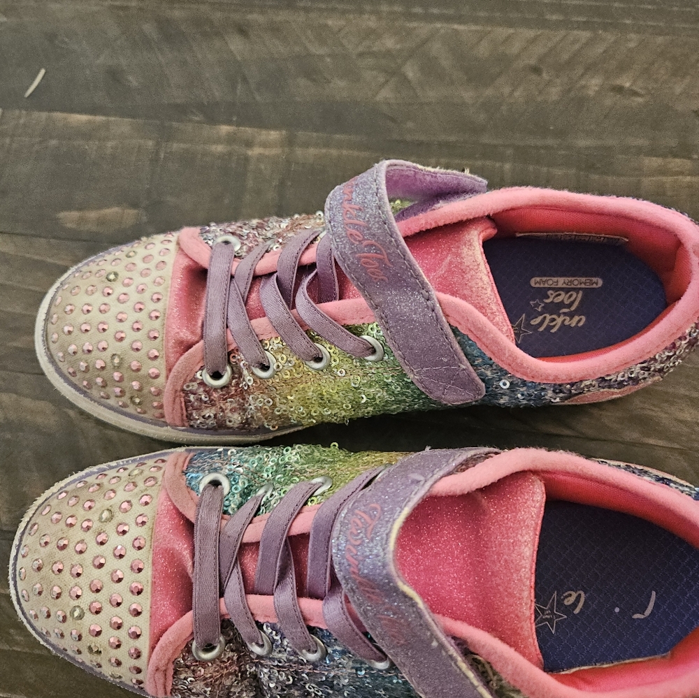 Kids sneakers